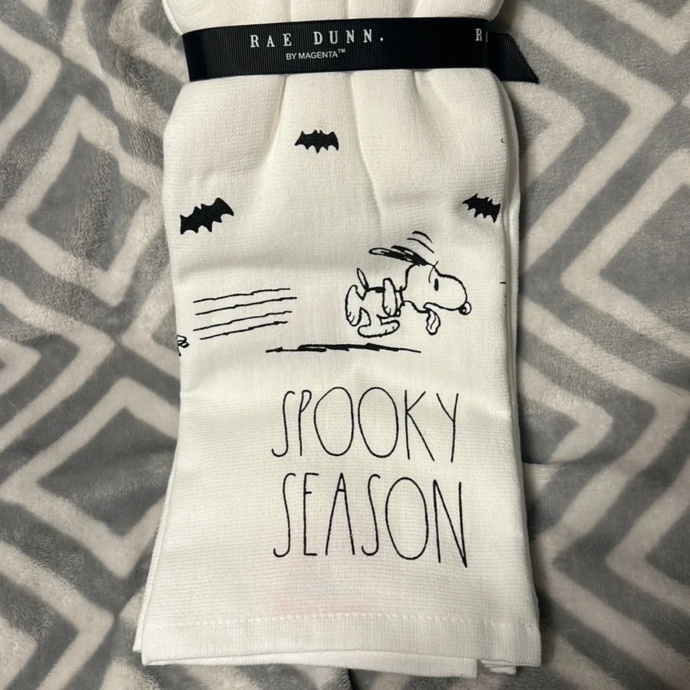 NWT Peanuts and Rae Dunn Snoopy Halloween Kitchen Towels